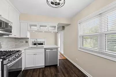 2013 Vanderbilt Court, Naperville, IL 60565 - Photo 5