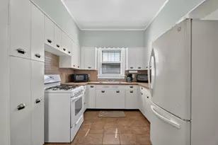 1131 Troost Ave, Forest Park, IL 60130 - Photo 15