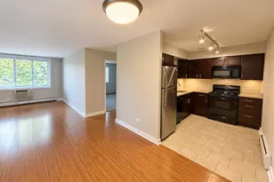 707 W Sheridan Rd, Chicago, IL 60613 - Photo 5