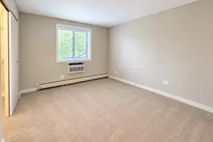 707 W Sheridan Rd, Chicago, IL 60613 - Photo 9
