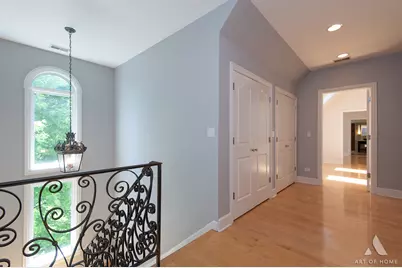 11361 W Plainfield Road, Indian Head Park, IL 60525 - Photo 25