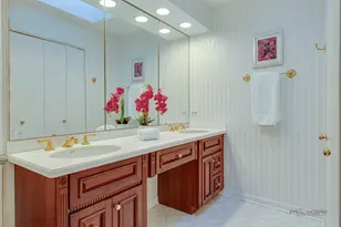 2457 Seville Cir, Northbrook, IL 60062 - Photo 23