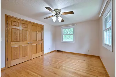 703 Larkfield Circle, Rockford, IL 61107 - Photo 29