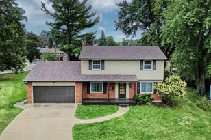 703 Larkfield Cir, Rockford, IL 61107 - Photo 3