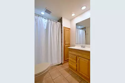703 Larkfield Circle, Rockford, IL 61107 - Photo 41