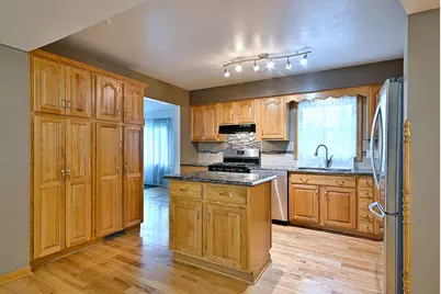 703 Larkfield Circle, Rockford, IL 61107 - Photo 17