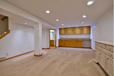 703 Larkfield Circle, Rockford, IL 61107 - Photo 37
