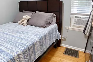 1317 S 57th Ave, Cicero, IL 60804 - Photo 11