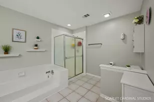 2522 Charleston Dr, Schaumburg, IL 60193 - Photo 11