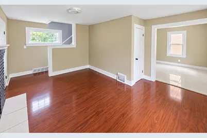 1322 Garrison Avenue, Rockford, IL 61103 - Photo 3