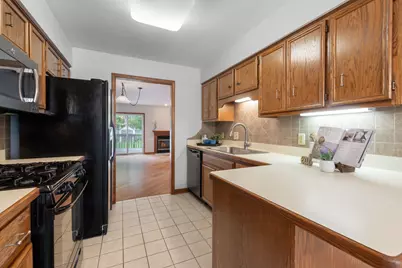 214 S Harrison Street, Geneva, IL 60134 - Photo 5