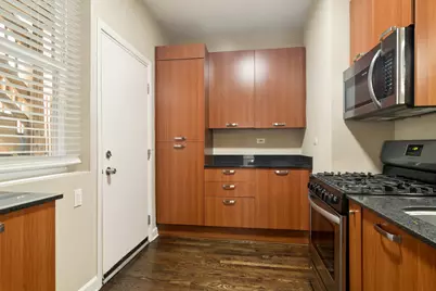 1336 W Estes Avenue #2N, Chicago, IL 60626 - Photo 9