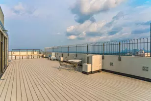5455 N Sheridan Rd, Chicago, IL 60640 - Photo 27