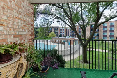 502 W Huntington Commons Road #238, Mount Prospect, IL 60056 - Photo 23