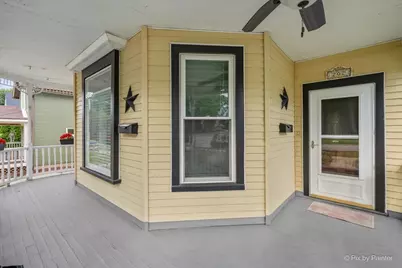 202 N 5th Street, Saint Charles, IL 60174 - Photo 3
