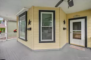 202 N 5th St, Saint Charles, IL 60174 - Photo 3