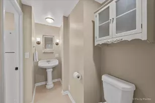 202 N 5th St, Saint Charles, IL 60174 - Photo 21