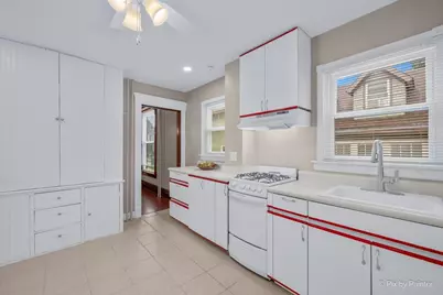 202 N 5th Street, Saint Charles, IL 60174 - Photo 11