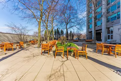 3600 N Lake Shore Drive #907, Chicago, IL 60613 - Photo 23
