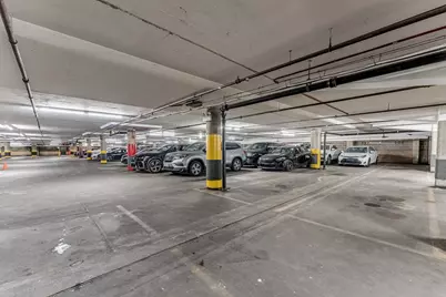 3600 N Lake Shore Drive #907, Chicago, IL 60613 - Photo 17