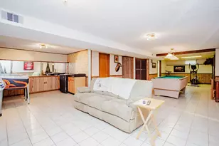461 E Cherry Hill Dr, Addison, IL 60101 - Photo 17