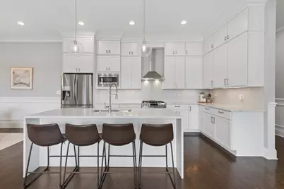 4802 N Bell Avenue #301, Chicago, IL 60625 - Photo 9