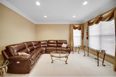 22 Red Tail Drive, Hawthorn Woods, IL 60047 - Photo 5