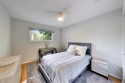 1939 Clover Road, Northbrook, IL 60062 - Photo 19