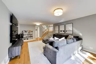 1939 Clover Rd, Northbrook, IL 60062 - Photo 13
