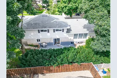 1939 Clover Road, Northbrook, IL 60062 - Photo 29