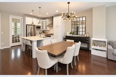 2009 Saipan Drive, Glenview, IL 60026 - Photo 9