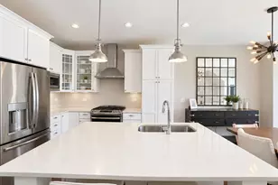 2009 Saipan Dr, Glenview, IL 60026 - Photo 7