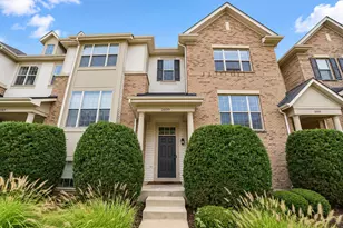 2009 Saipan Dr, Glenview, IL 60026 - Photo 1