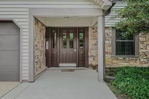 696 Hapsfield Ln, Buffalo Grove, IL 60089 - Photo 5
