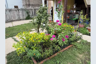 5420 N Campbell Avenue #G, Chicago, IL 60625 - Photo 17