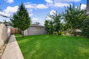3305 W 66th St, Chicago, IL 60629 - Photo 39