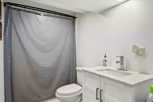 3305 W 66th St, Chicago, IL 60629 - Photo 35