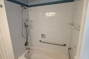2827 W Lunt Ave, Chicago, IL 60645 - Photo 11