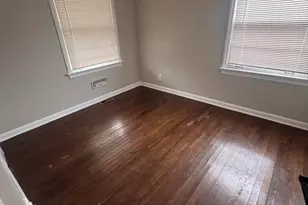 18748 Wentworth Ave, Lansing, IL 60438 - Photo 7