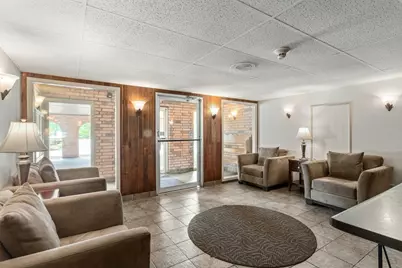 512 Redondo Drive #308, Downers Grove, IL 60516 - Photo 3