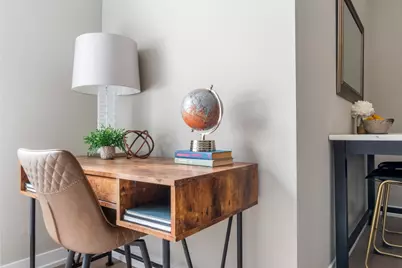 3217 N Clark Street #405, Chicago, IL 60657 - Photo 7