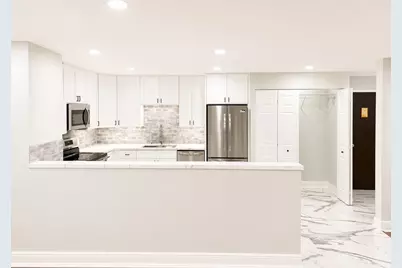 3913 Saratoga Avenue #117, Downers Grove, IL 60515 - Photo 3