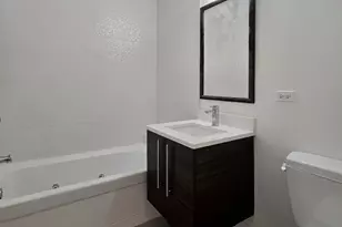 1537 N Orleans Ave, Chicago, IL 60610 - Photo 11