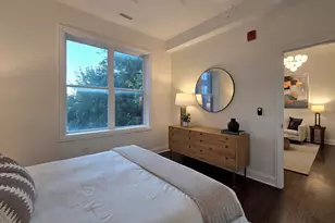 1537 N Orleans Ave, Chicago, IL 60610 - Photo 13