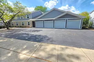 356 Woodview Cir, Elgin, IL 60120 - Photo 1