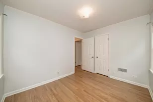 384 S Wolf Road S, Des Plaines, IL 60016 - Photo 19