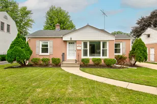 384 S Wolf Road S, Des Plaines, IL 60016 - Photo 1