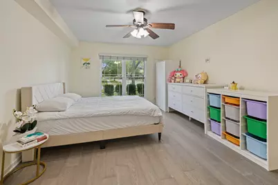 820 N Dexter Lane, Hoffman Estates, IL 60169 - Photo 13