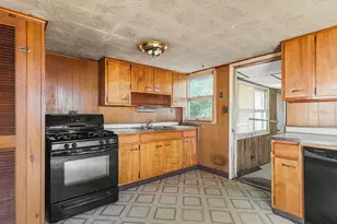 7603 Cadet Rd, Machesney Park, IL 61115 - Photo 9