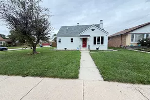 8001 Neenah Ave, Burbank, IL 60459 - Photo 1